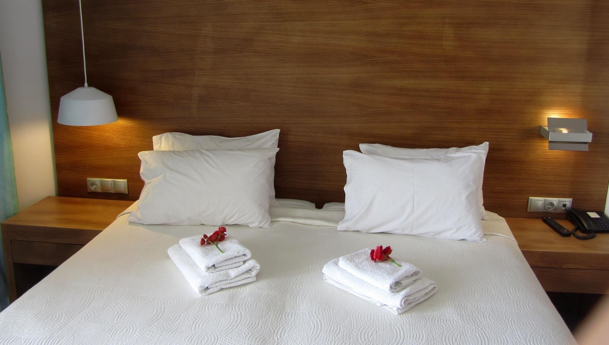 Petra Hotel 圣加利尼 外观 照片