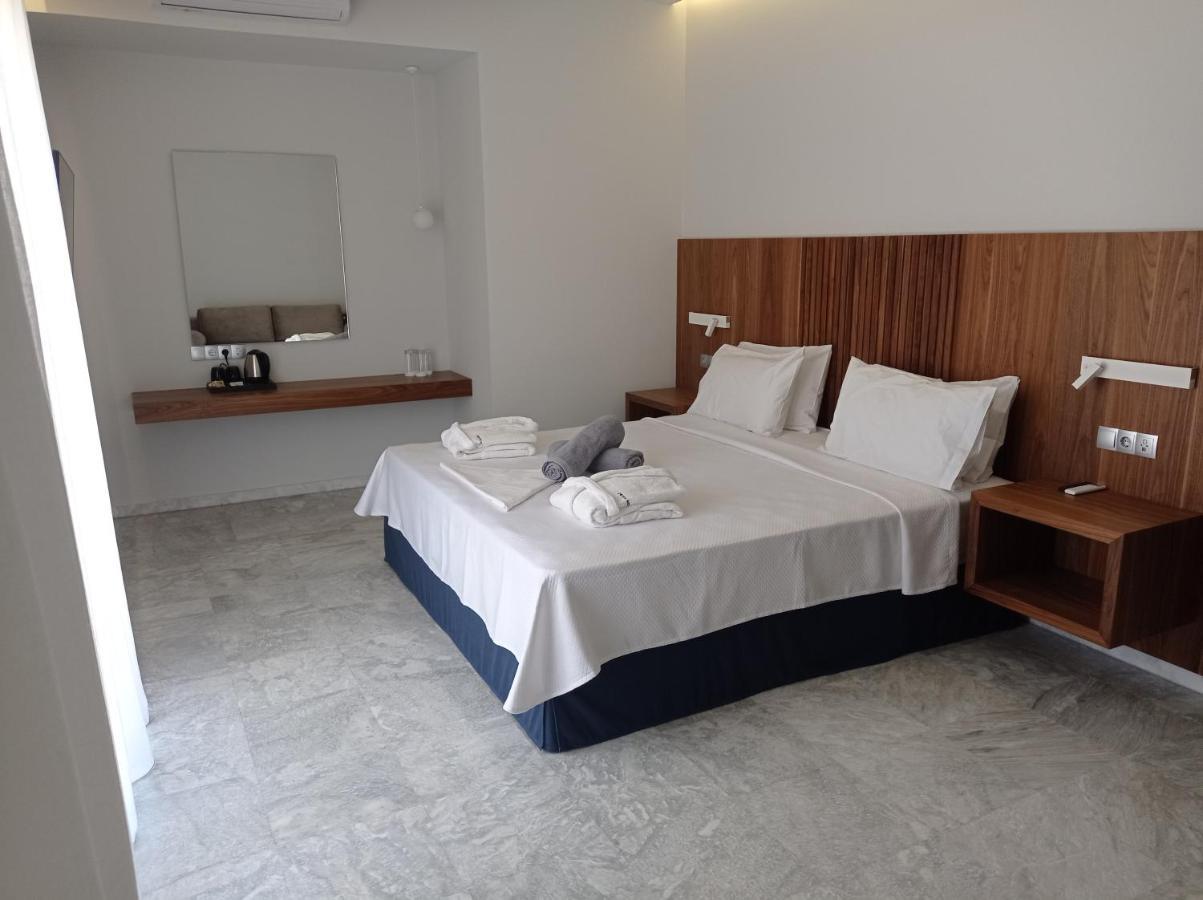 Petra Hotel 圣加利尼 外观 照片