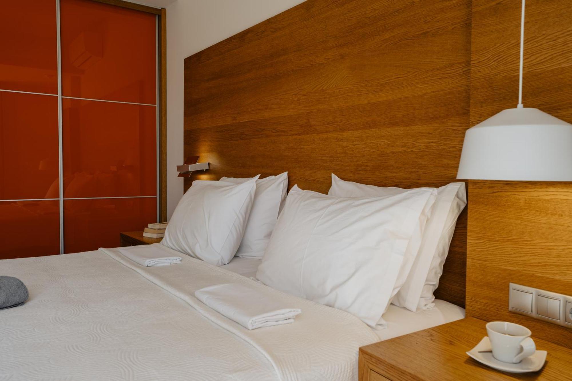 Petra Hotel 圣加利尼 外观 照片