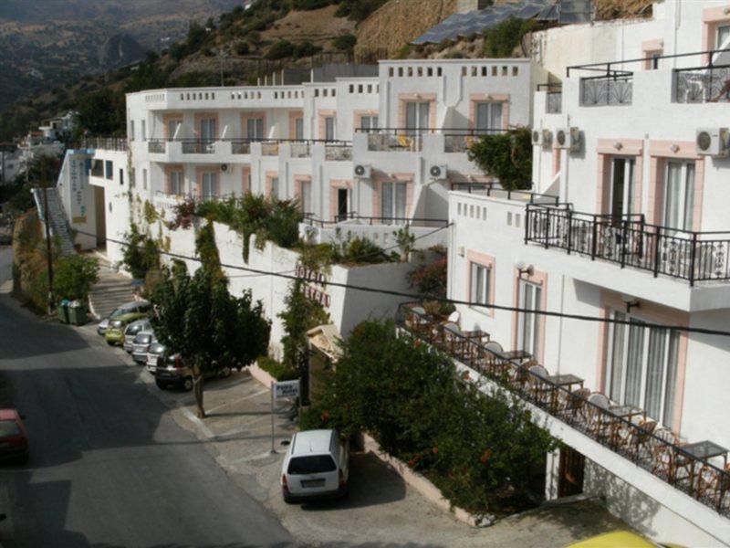 Petra Hotel 圣加利尼 外观 照片
